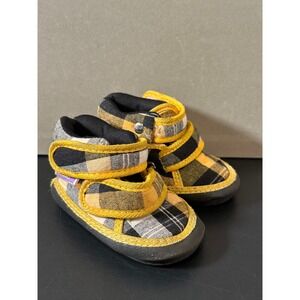 Hello Baby‎ Infant Plaid Booties Yellow Black White Soft Sole Hook Loop Shoes